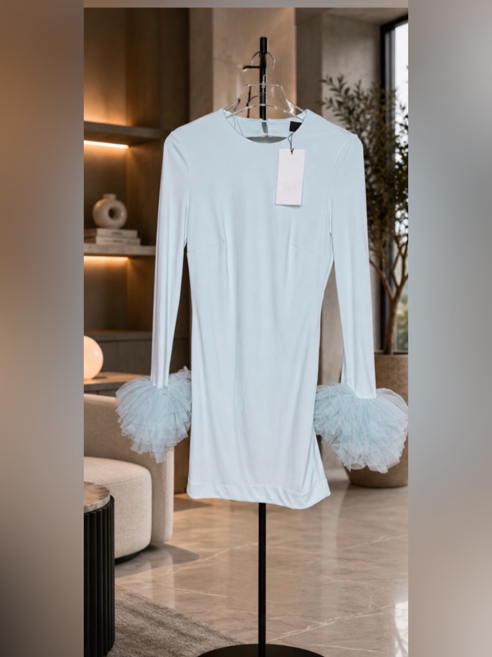VIRAL NEW ZARA 2025 COLLECTION TULLE CUFF MINI DRESS SIZE M
🚨NO DISCOUNT - Picture 3 of 14
